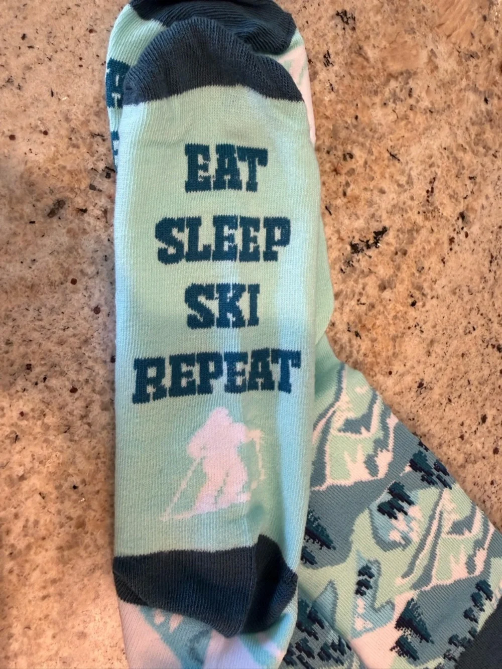 Two Pair Mountain Ski Crew Socks - Novelty- New